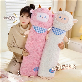Plush cushion design 26101221085040 from Yangzhou manufacturer